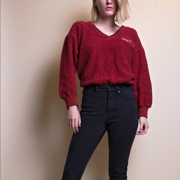 ❌SOLD❌Vintage maroon terry cloth v neck sweater - Picture 2 of 7